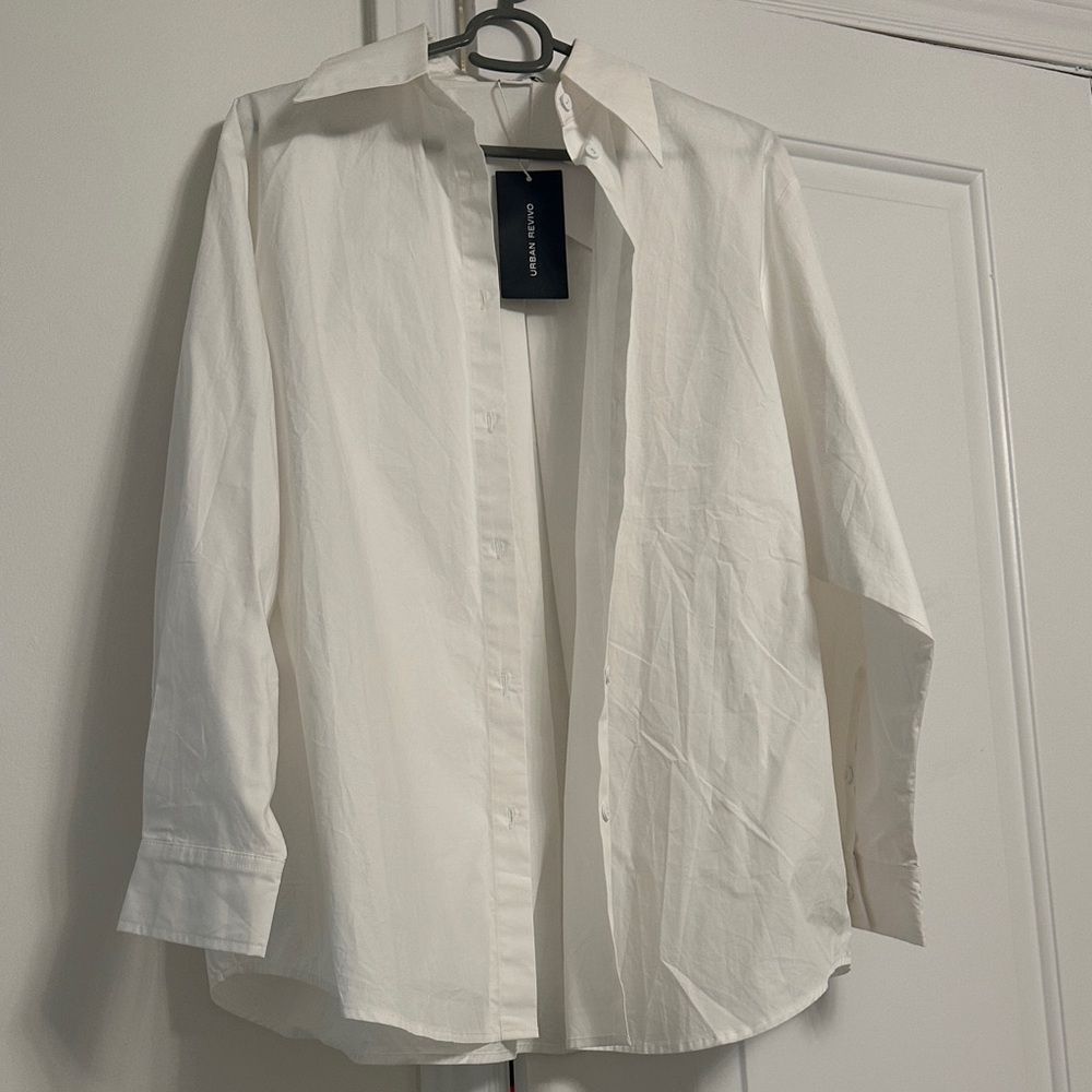 NWT White Button-Up Shirt